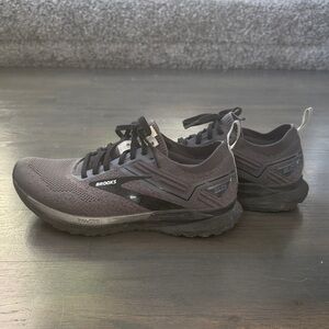 Brooks Women’s Black and Gray Athletic Shoes